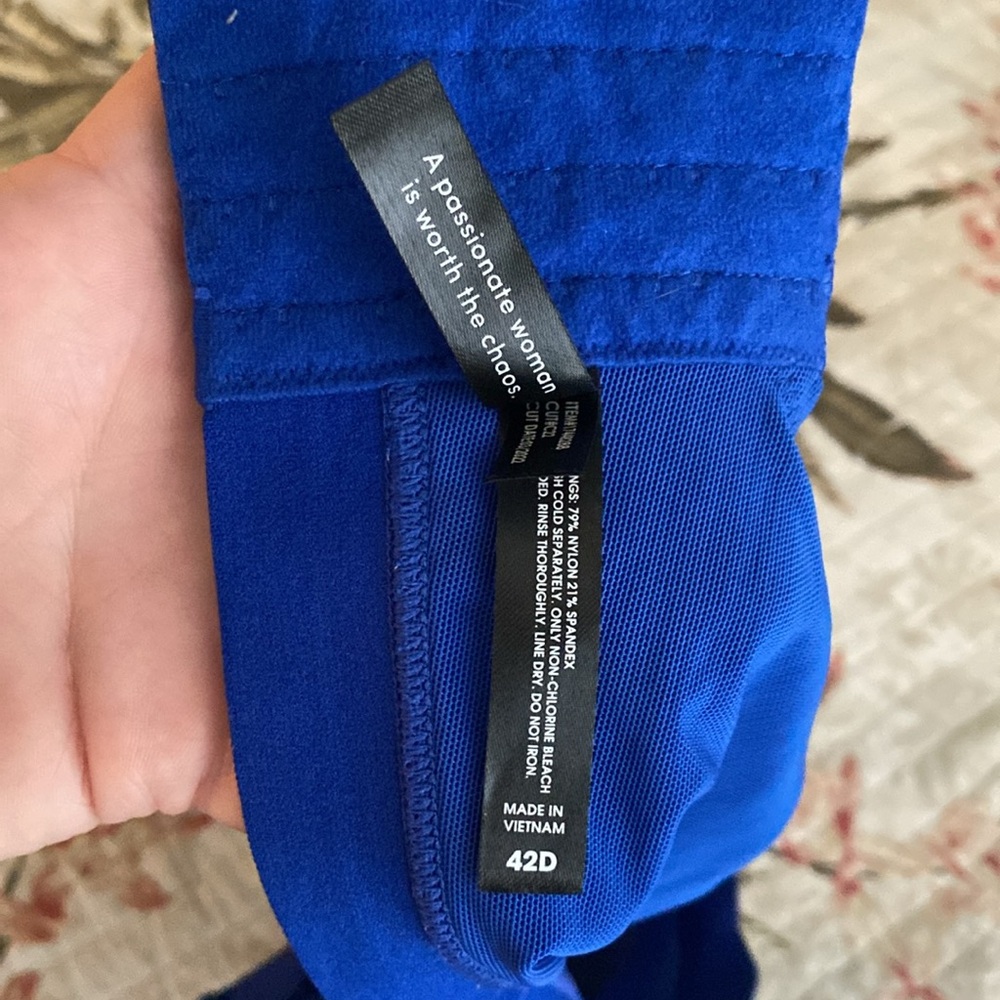 Torrid Full Coverage Balconette Lightly Lined Back Smoothing Bra - electric blue - Picture 5 of 7